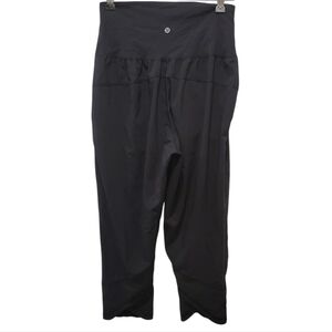lululemon athletica Black Cropped Pants